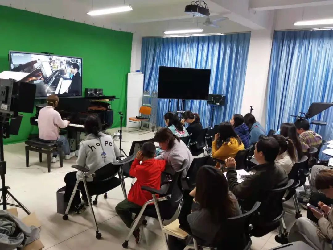 科技助力音乐教学，牵手大师零距离大师课